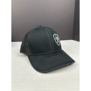 Ariat Snapback Trucker Hat Black One Size‎ Adjustable 110 Mesh Yupoong